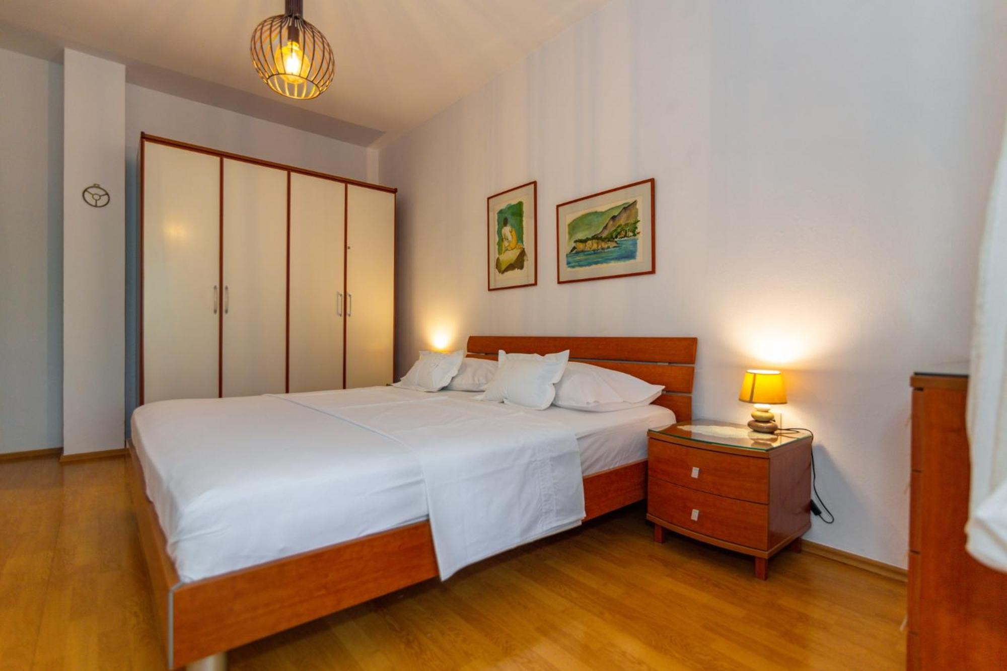 City Center Ana Apartments Makarska Esterno foto